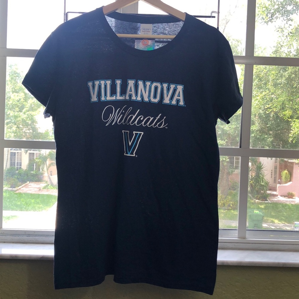 Villanova Wildcats t shirt